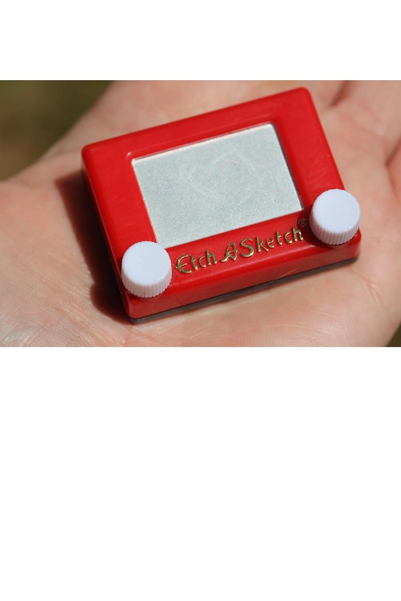 World's Smallest - Tablette à dessin miniature Etch-A-Sketch